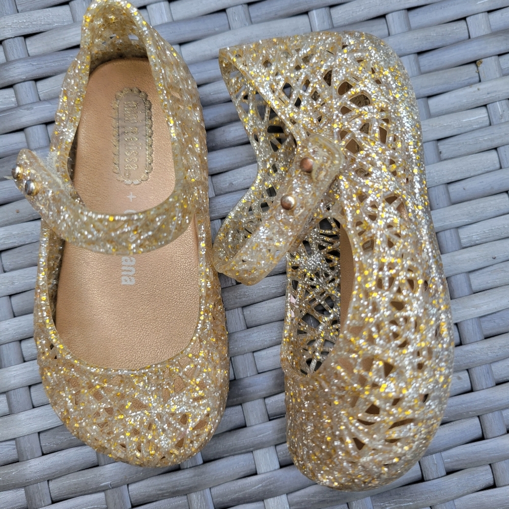 Mini Melissa Size 5